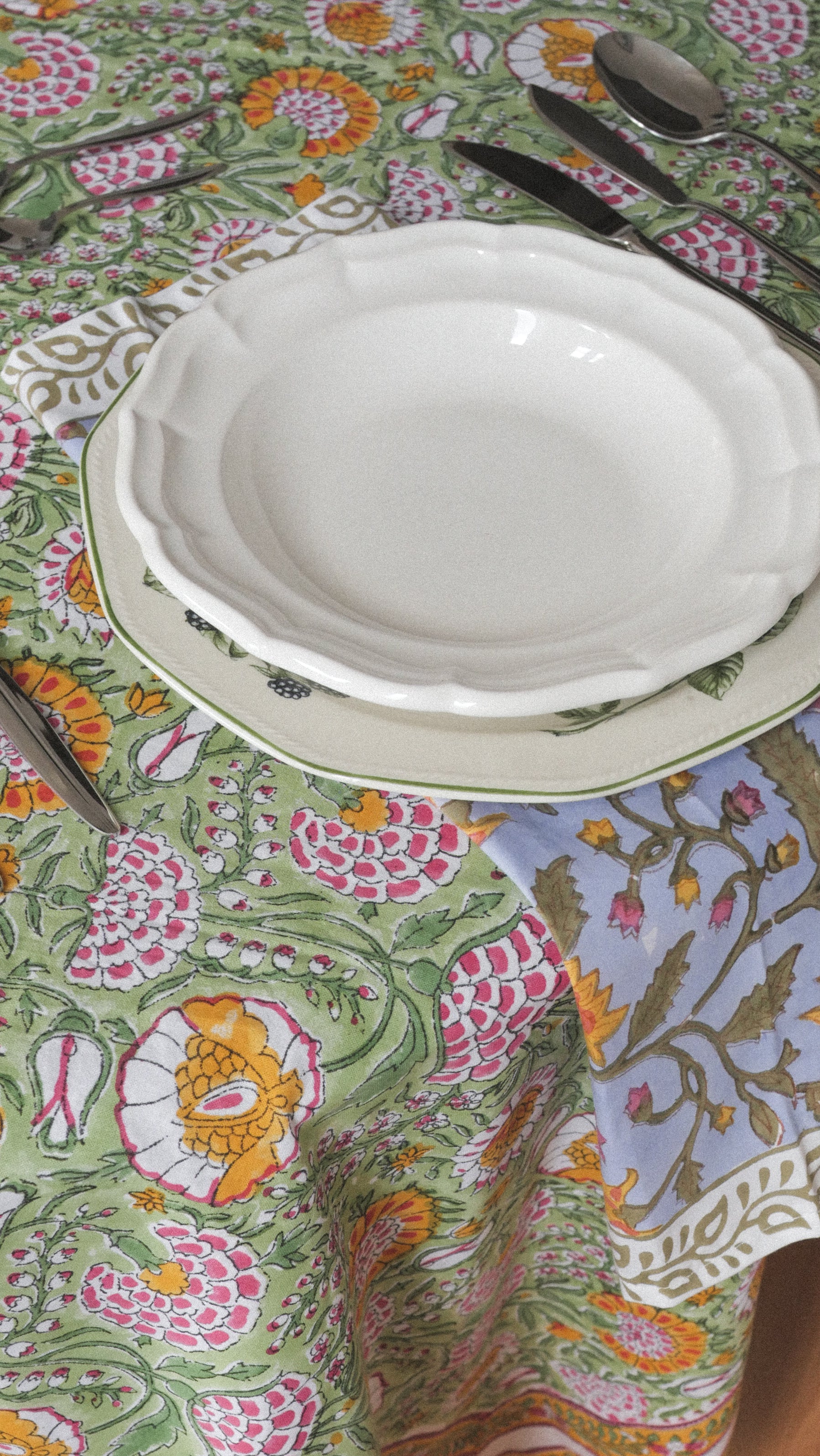 Cotton floral tablecloth - VIRIDI (170x270 cm)
