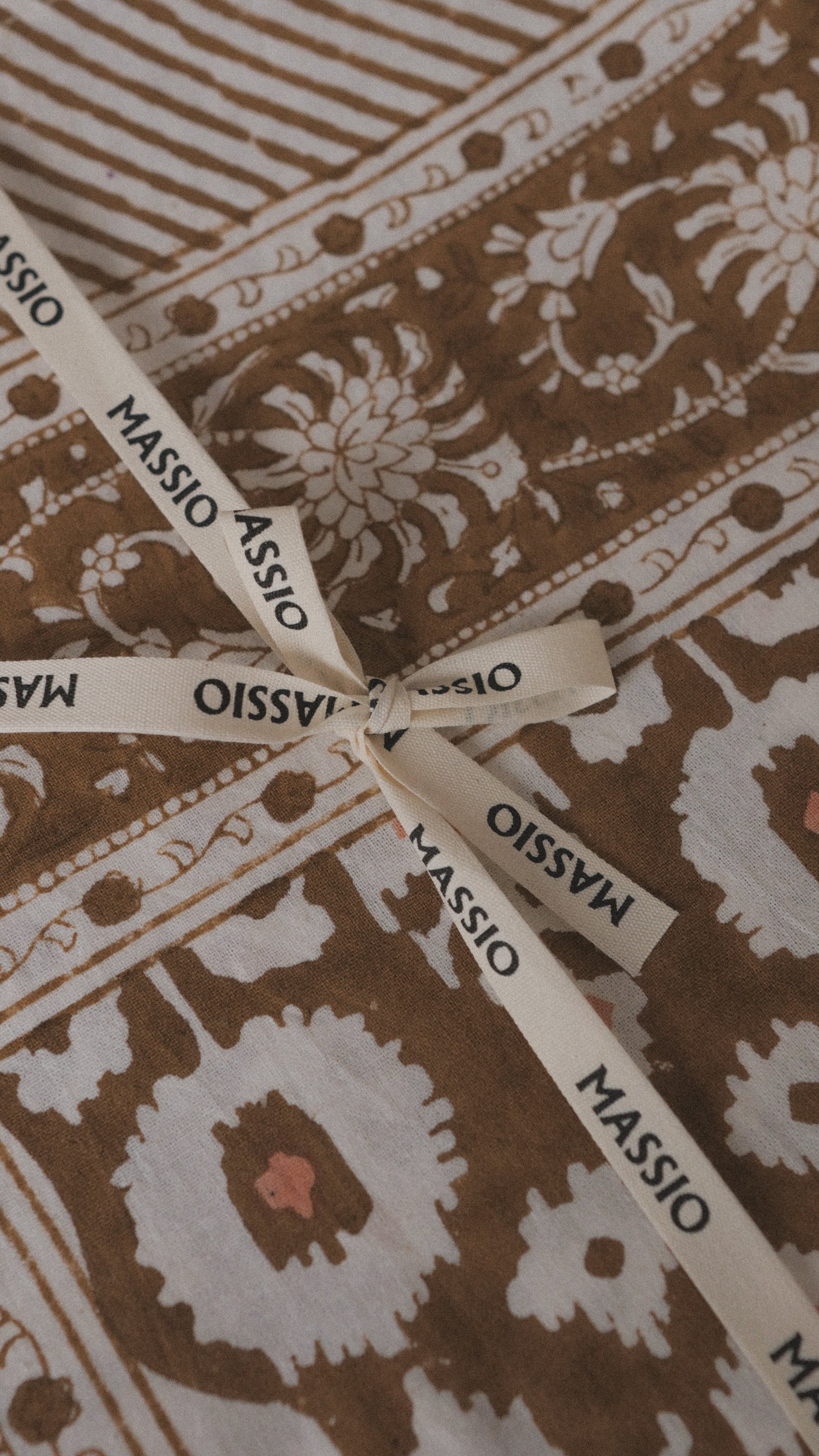 Ethnic cotton tablecloth - THORNE (150x225 cm)