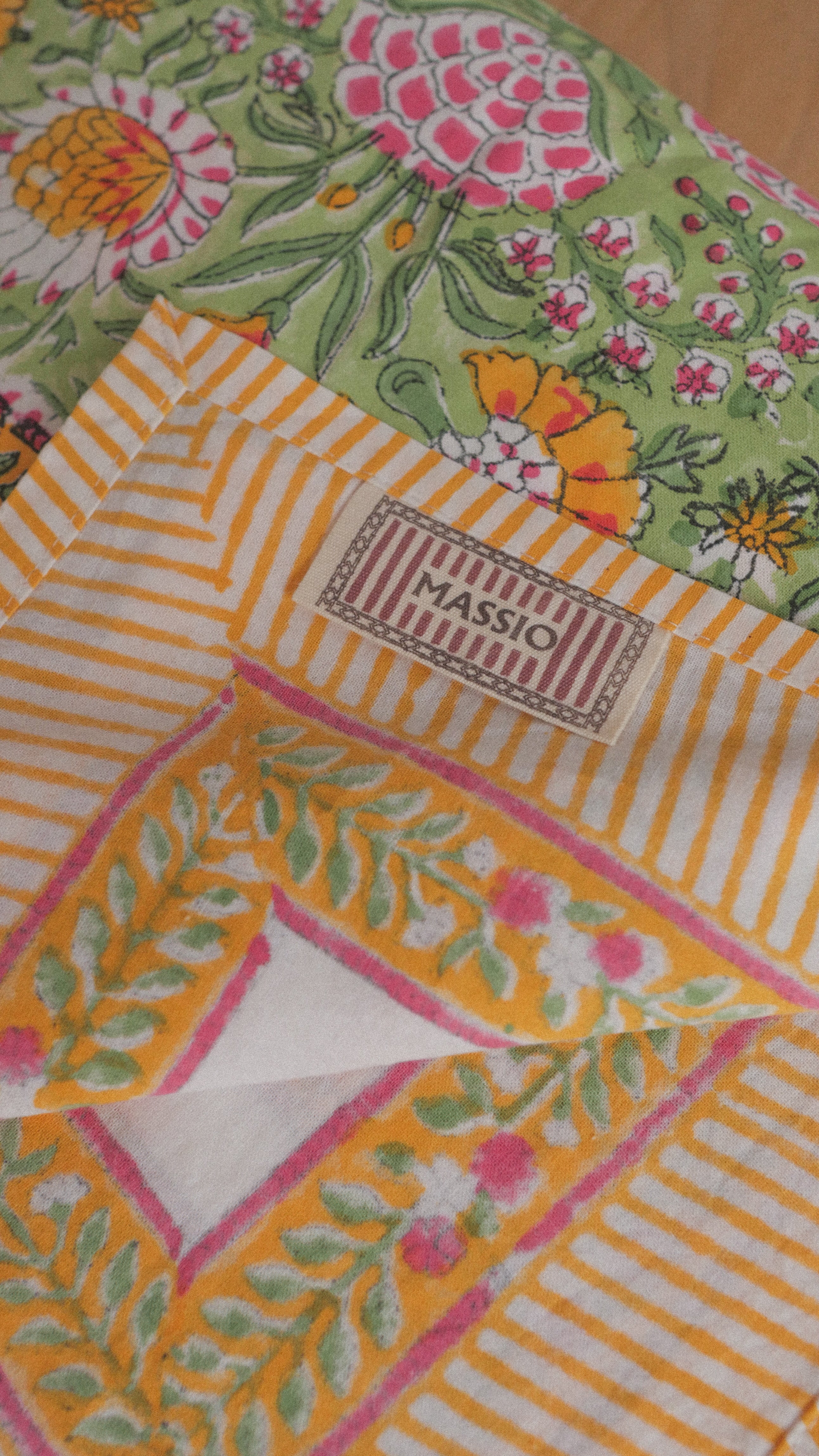 Cotton floral tablecloth - VIRIDI (170x270 cm)