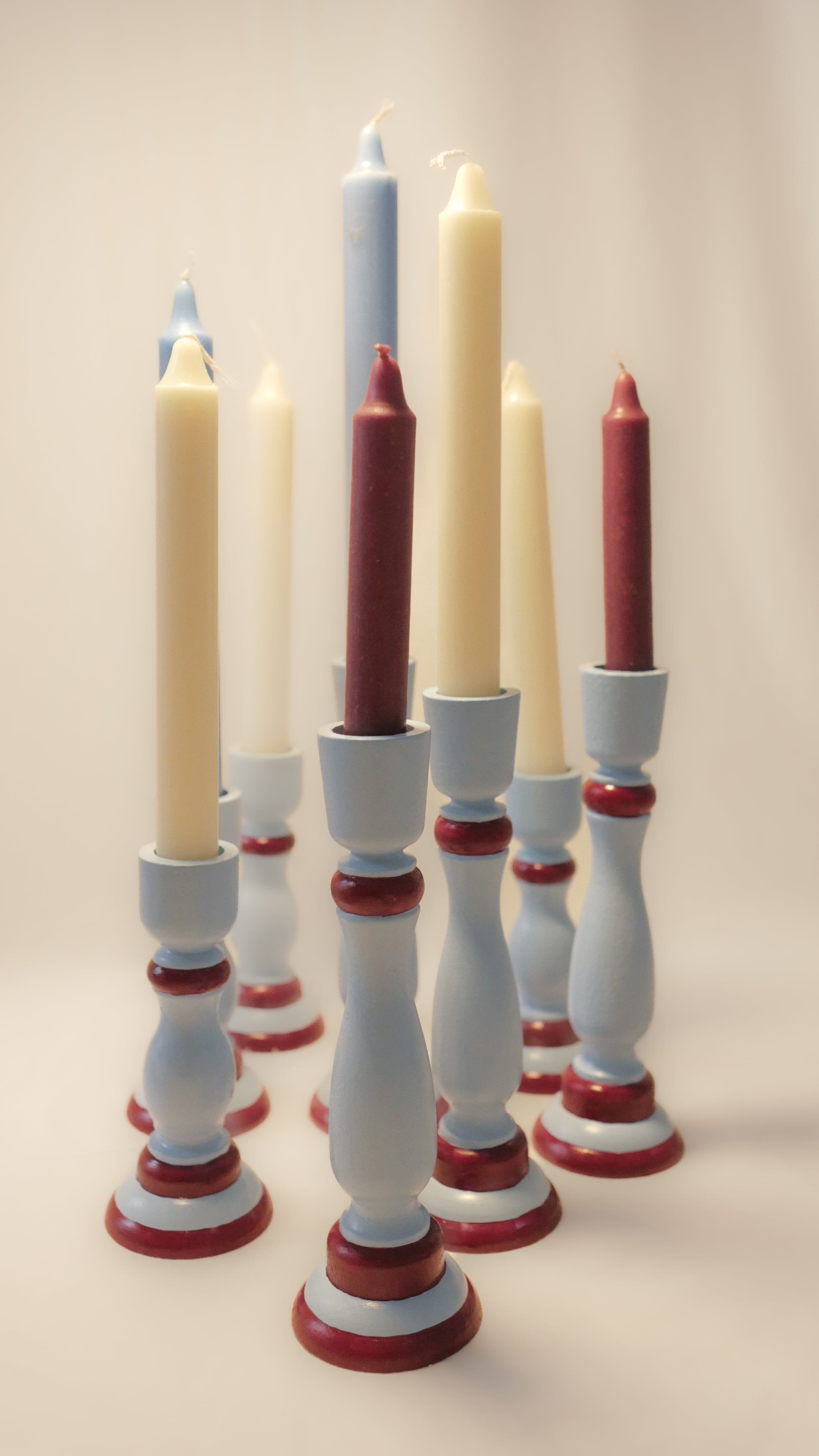 Classic blue and maroon wooden candle holders - BLUVINO (Set of 2)