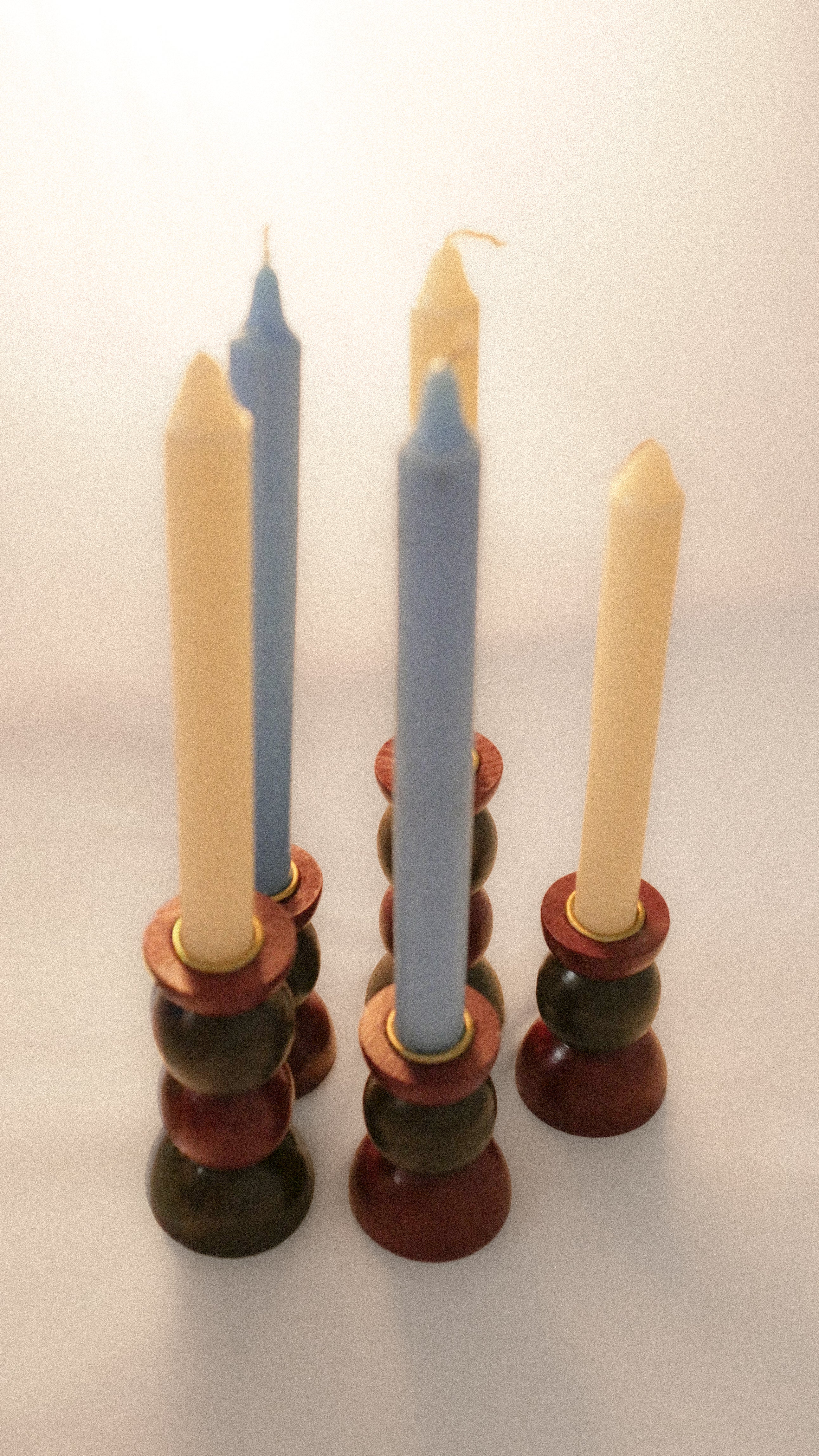 Round brown/maroon wooden candle holders - TONDA (Set of 2)