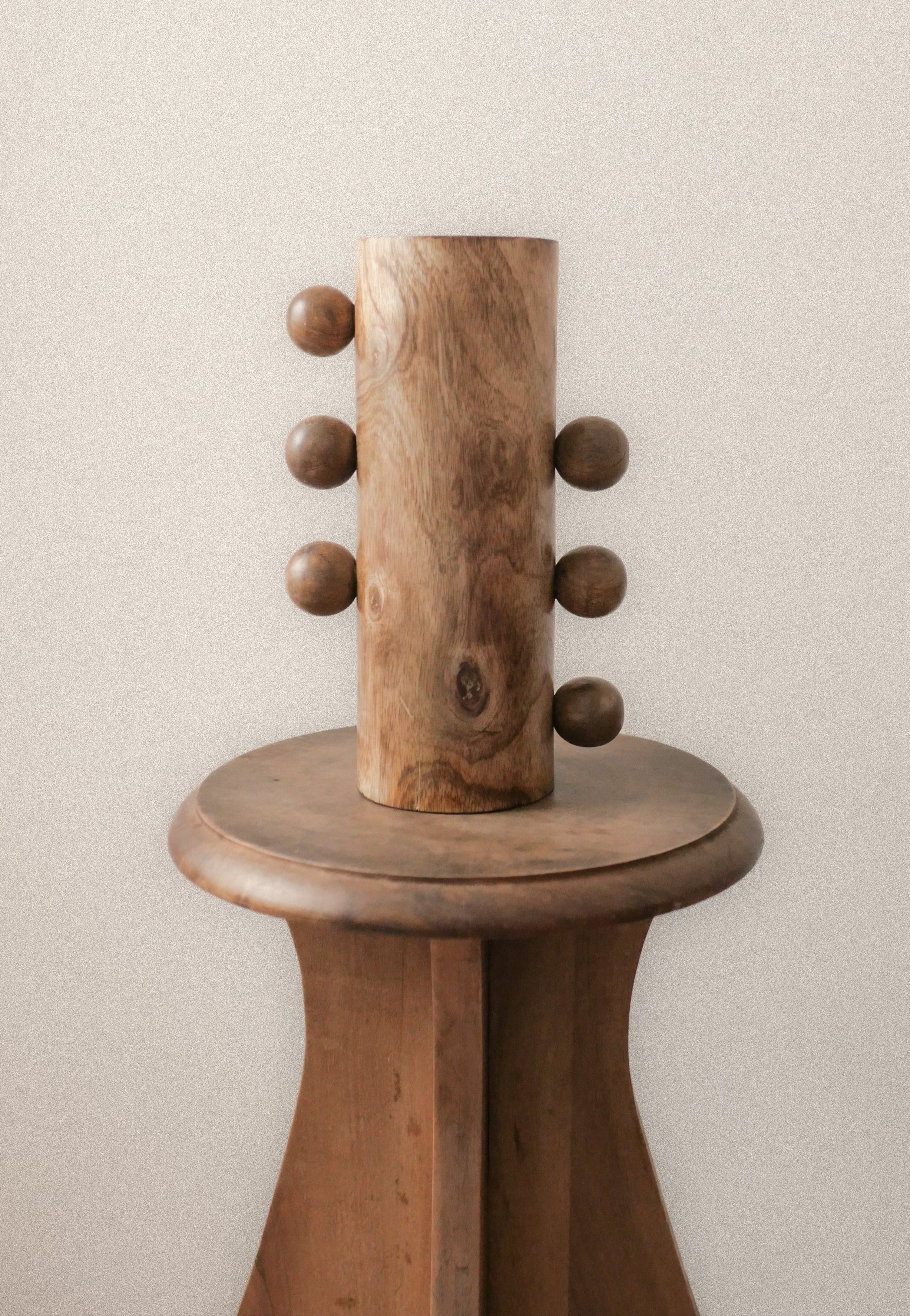 Vase with wooden balls - HARLOW (10X10X28 cm)