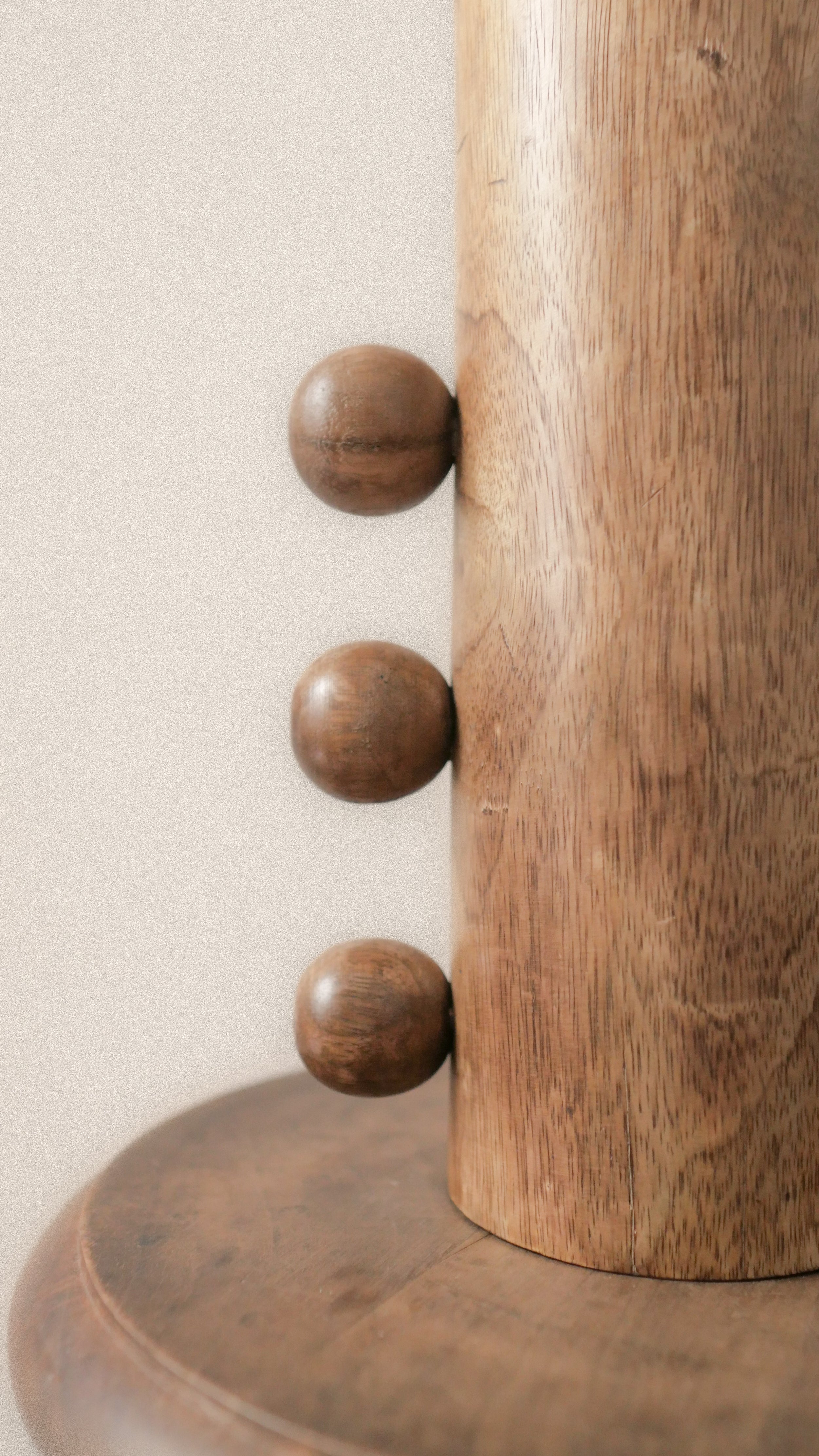 Vase with wooden balls - HARLOW (10X10X28 cm)