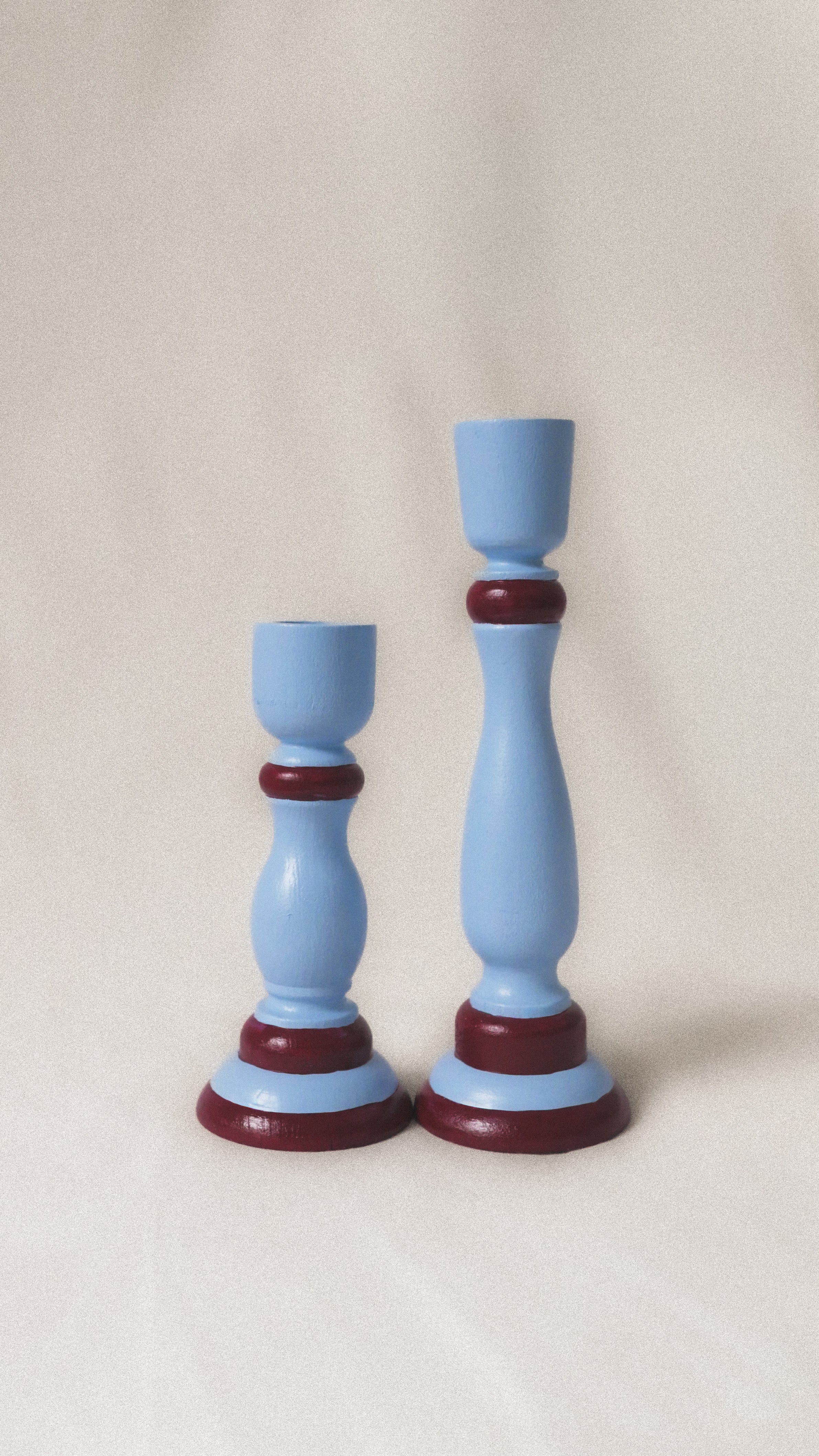 Classic blue and maroon wooden candle holders - BLUVINO (Set of 2)