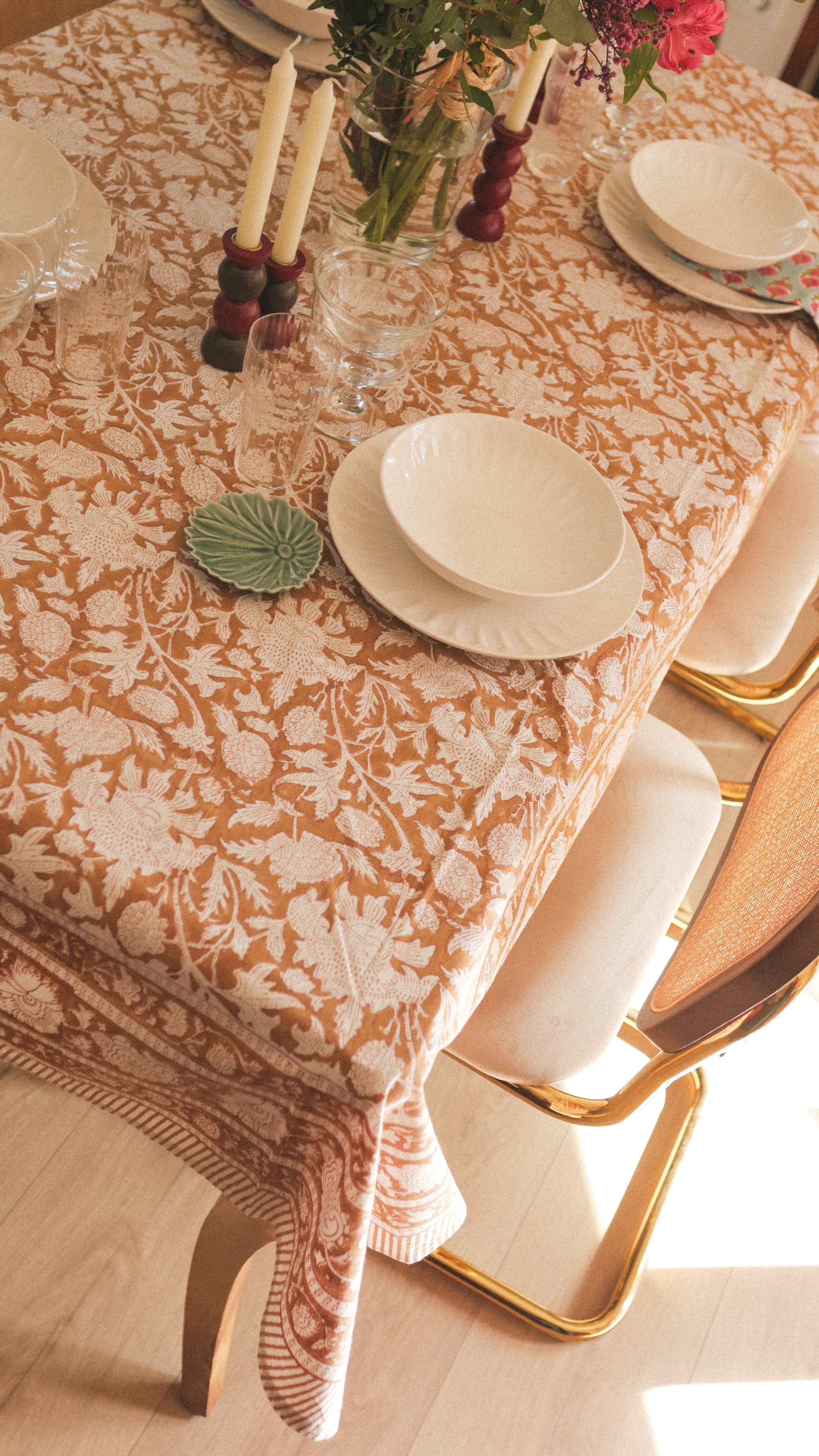 Floral cotton tablecloth - AUBURN (150x225 cm)