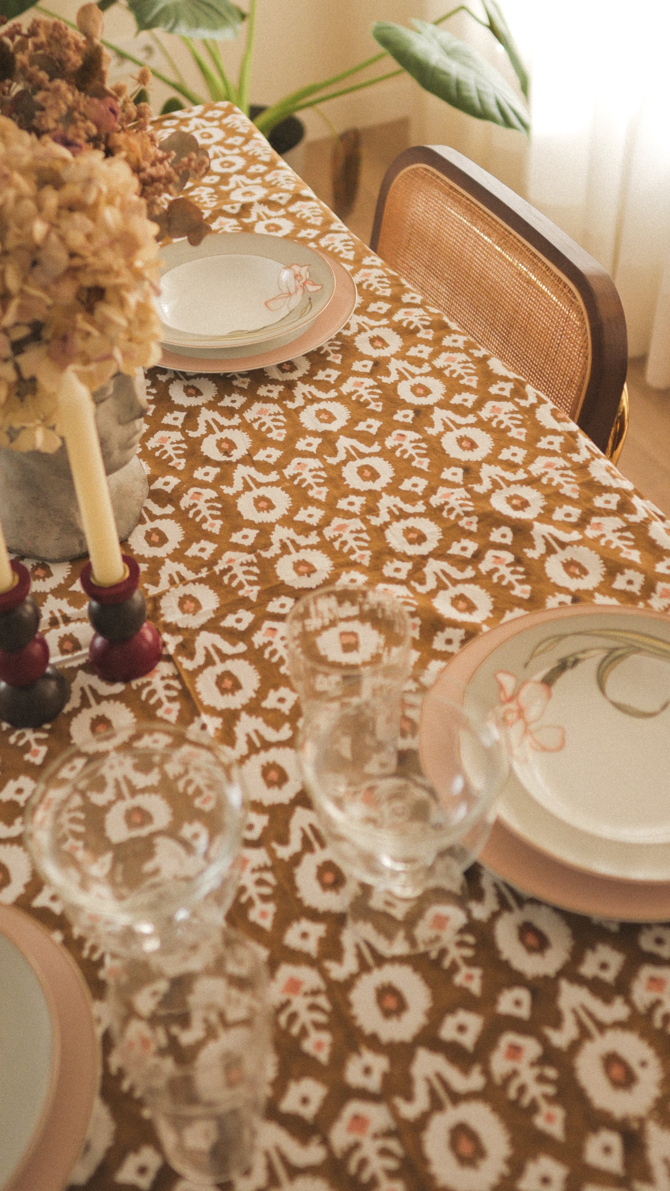 Ethnic cotton tablecloth - THORNE (150x225 cm)
